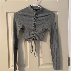 Windsor lace-up long sleeve top